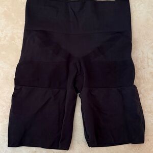 SPANX Women's Black Bike Shorts